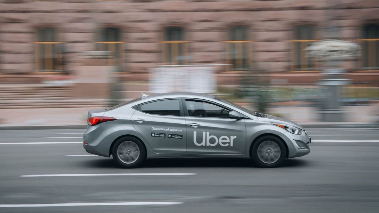 Carro elétrico Uber